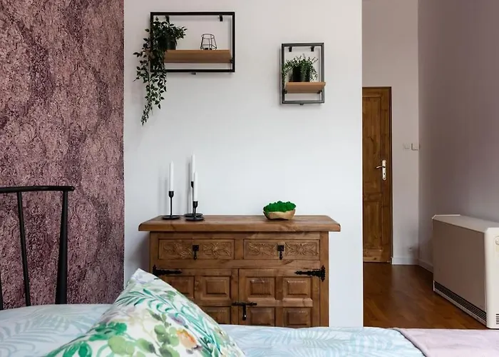 Tuz Przy Wawelu Krakow