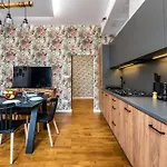 Tuz Przy Wawelu Apartman Krakkó