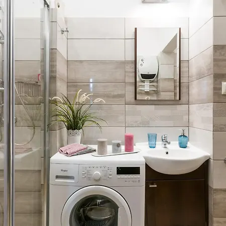 Tuz Przy Wawelu Krakow