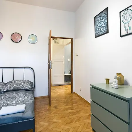 Tuz Przy Wawelu Krakow