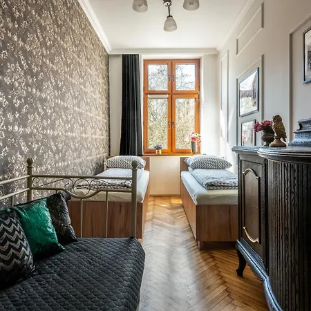 Tuz Przy Wawelu Apartment *