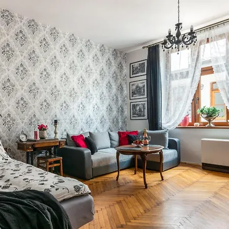 Tuz Przy Wawelu Krakow